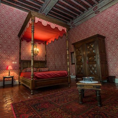 Chateau De Goudourville Villa Екстериор снимка