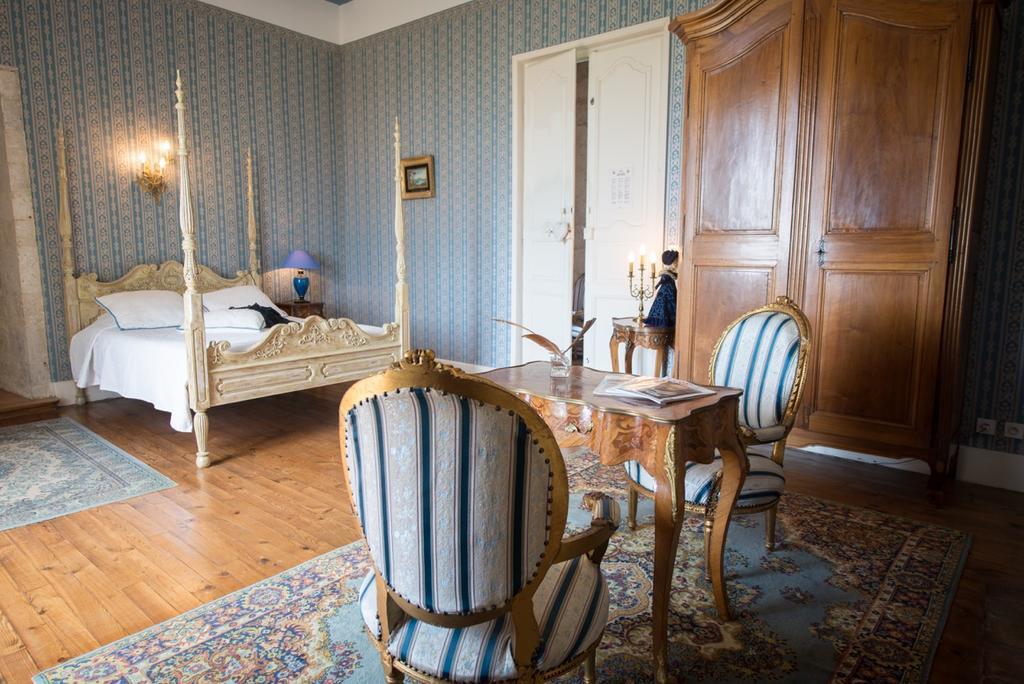 Chateau De Goudourville Villa Екстериор снимка